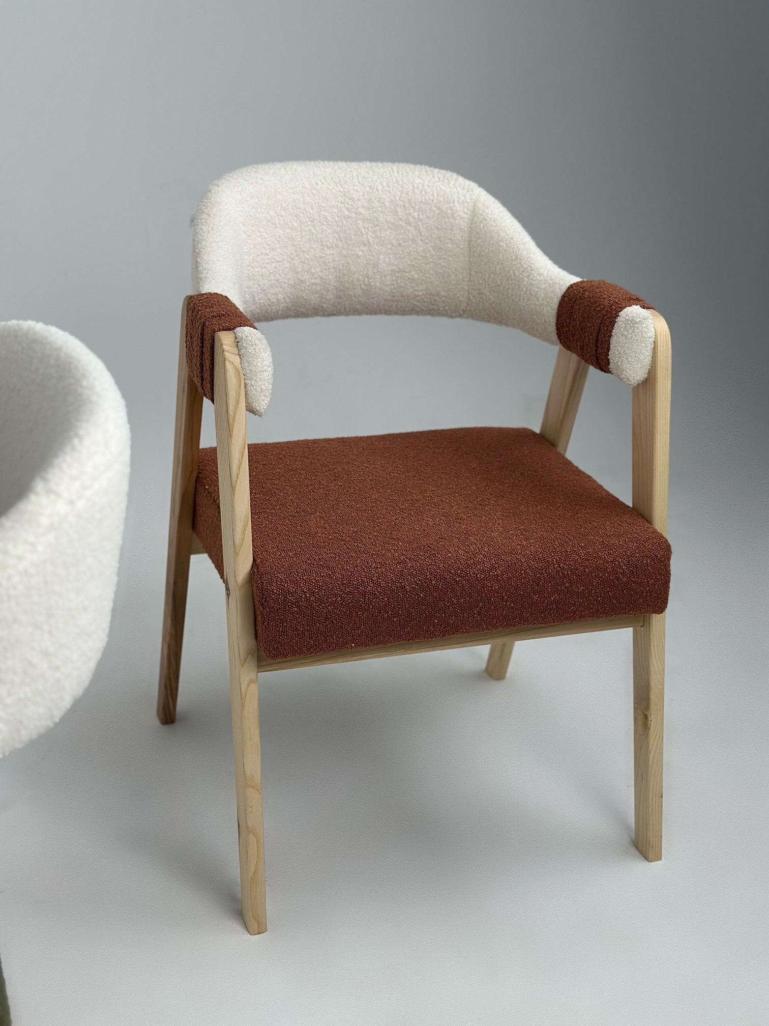 Jedálenská stolička KARLOS