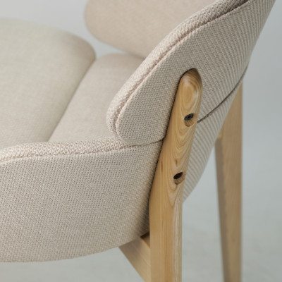 Jedálenská stolička SWAN