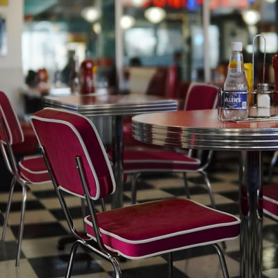 Jedálenská stolička SEGER