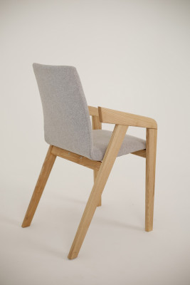 Jedálenská stolička SANDU