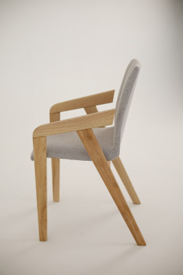 Jedálenská stolička SANDU