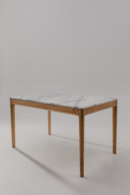 Jedálenský stôl MELBIN MRAMOR