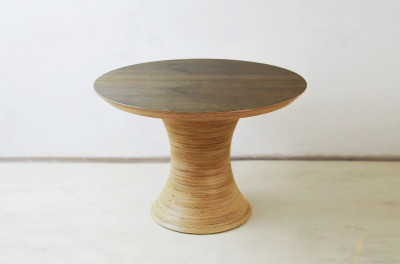 Jedálenský stôl HONEY CAKE Jedálenský stôl HONEY CAKE