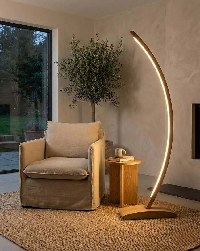 LED stojacia lampa CRESCENT
